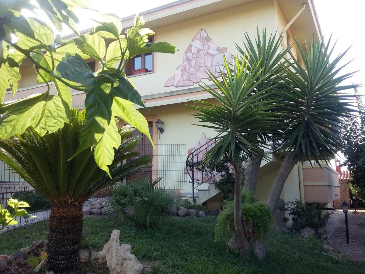 Room & Relax Eleinad Càbras Екстериор снимка